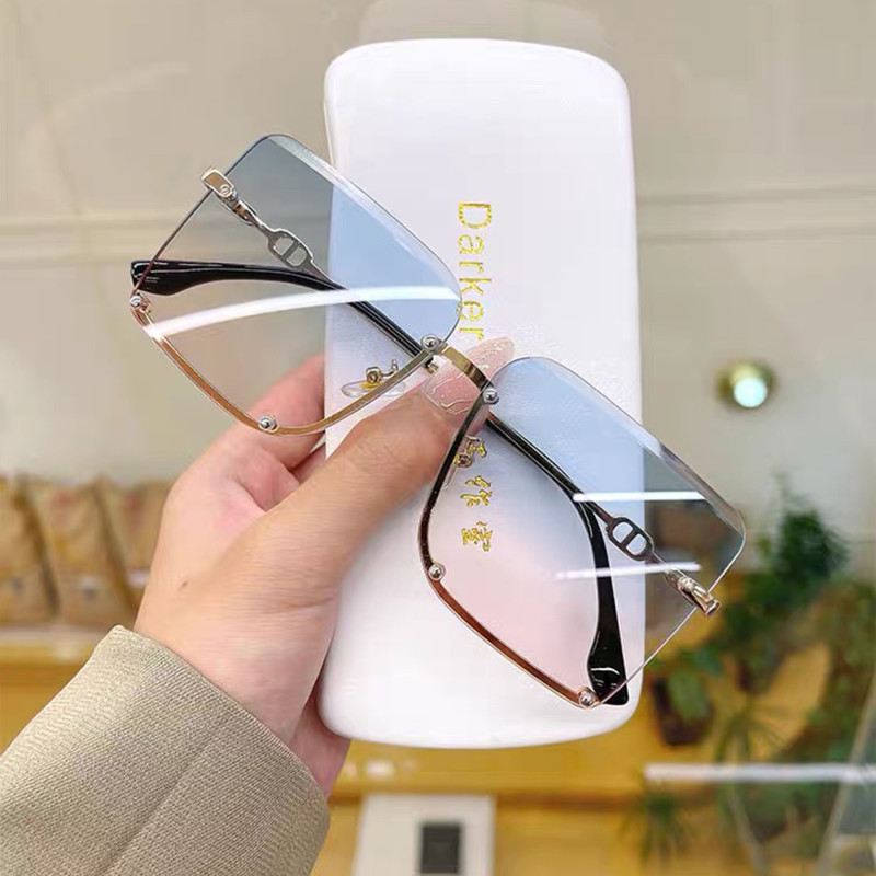 نظارات شمسية نسائية اصلیة مع المحفظة